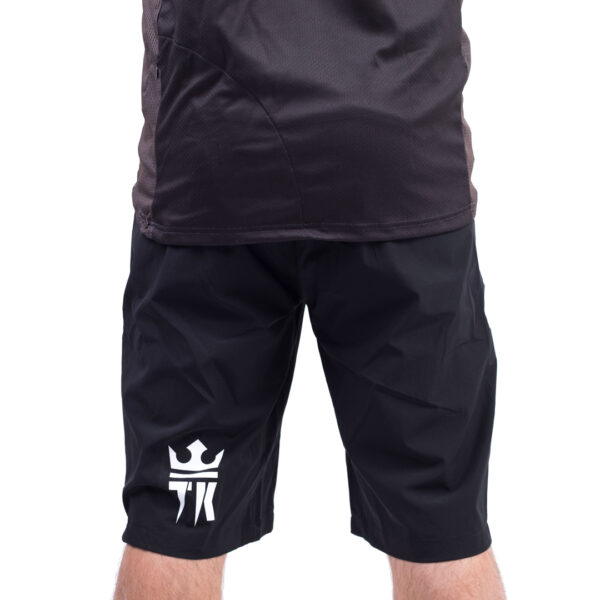 Pantalone corto